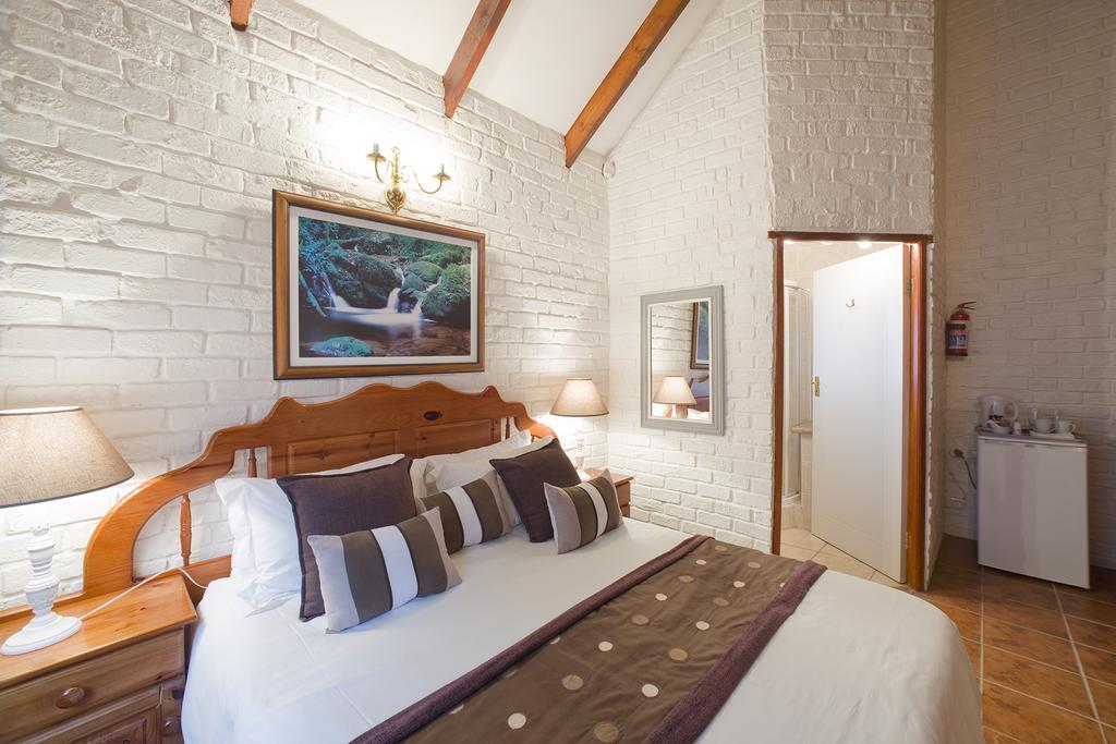 Swallows Nest Country Cottages Stormsrivier Szoba fotó